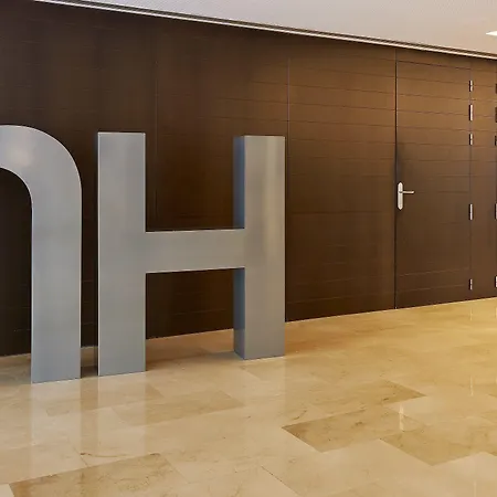 מלון Nh Sants