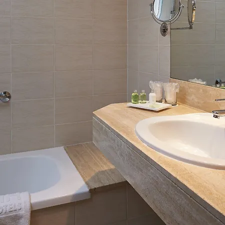 Nh Sants Hotell 4*