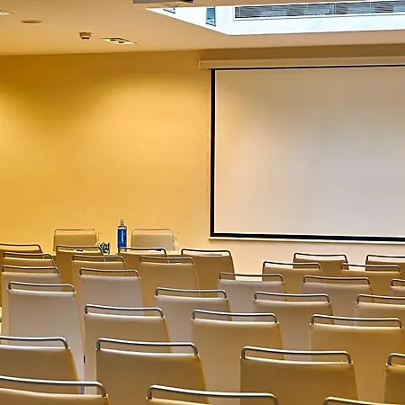 فندق إن إتش سانتس برشلونة