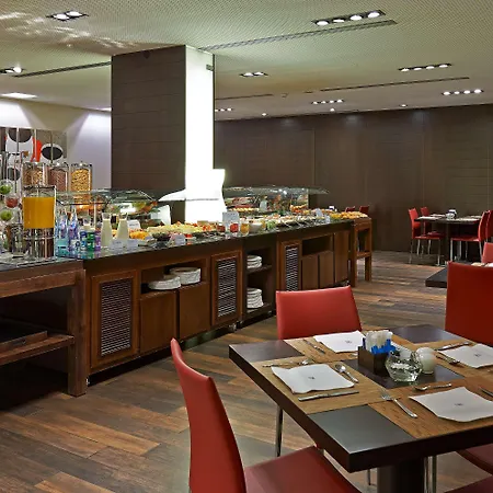 桑特斯巴塞罗那nh酒店